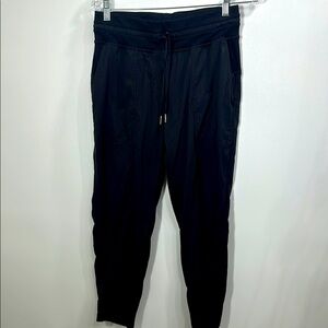 Lululemon Dance Studio Crop Pants Black size 6